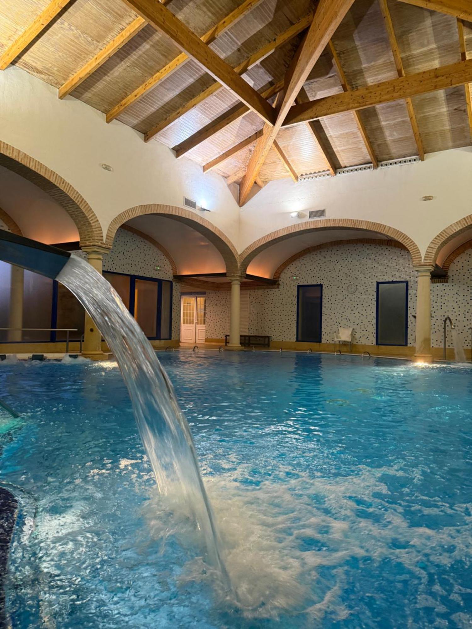 Balneario Cervantes Santa Cruz De Mudela Exteriör bild